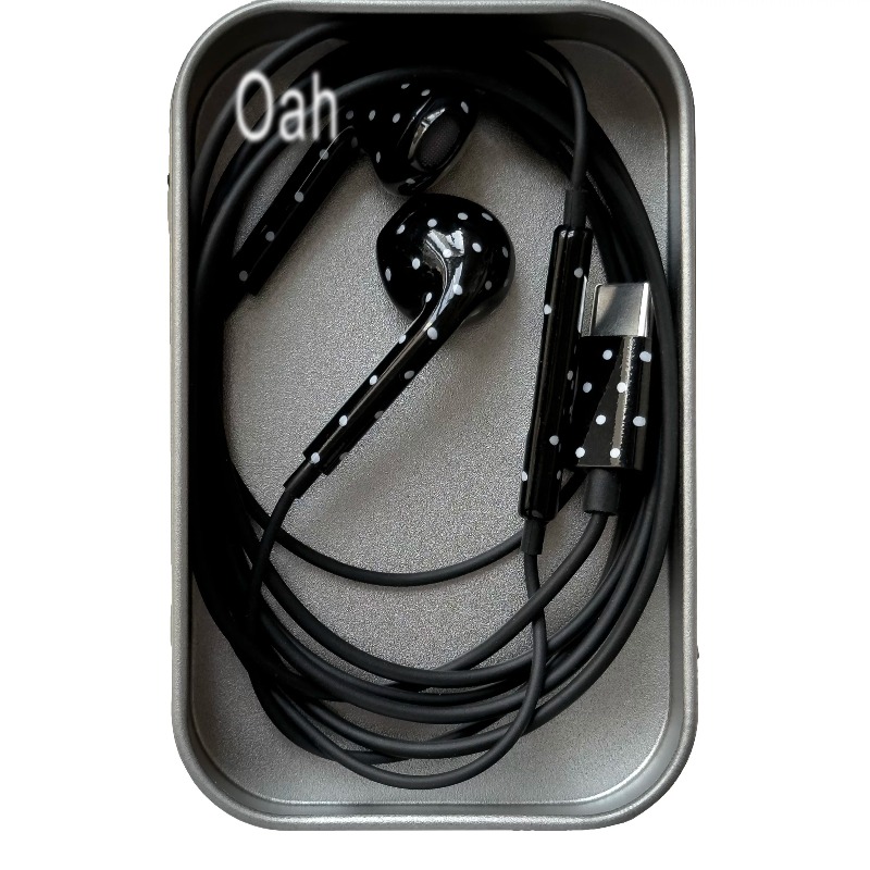 Oah Polka Dot Wired Earphones  - Headphones ulasan dan harga
